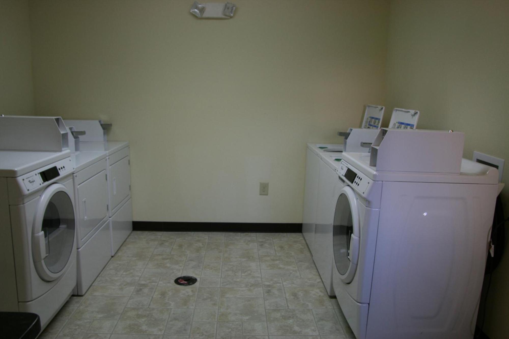 Affordable Suites - Fayetteville/Fort Bragg Buitenkant foto